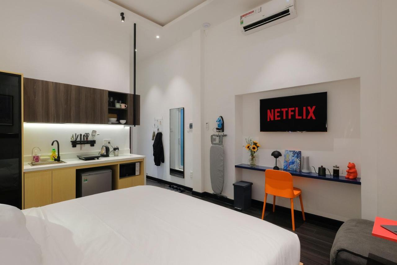 Central Studios At Ben Thanh Market By Circadian Ho Chi Minh City Exterior photo