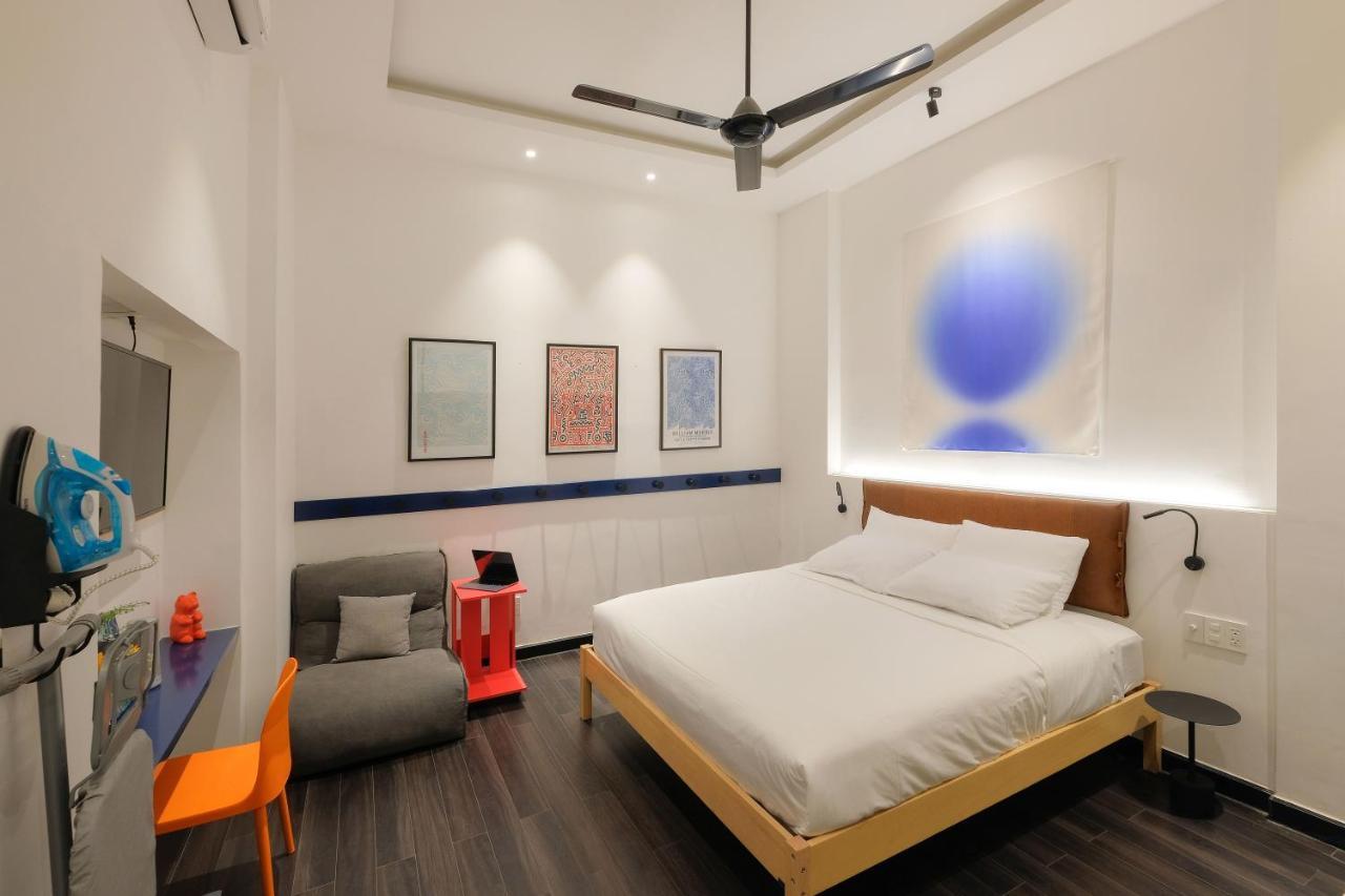 Central Studios At Ben Thanh Market By Circadian Ho Chi Minh City Exterior photo